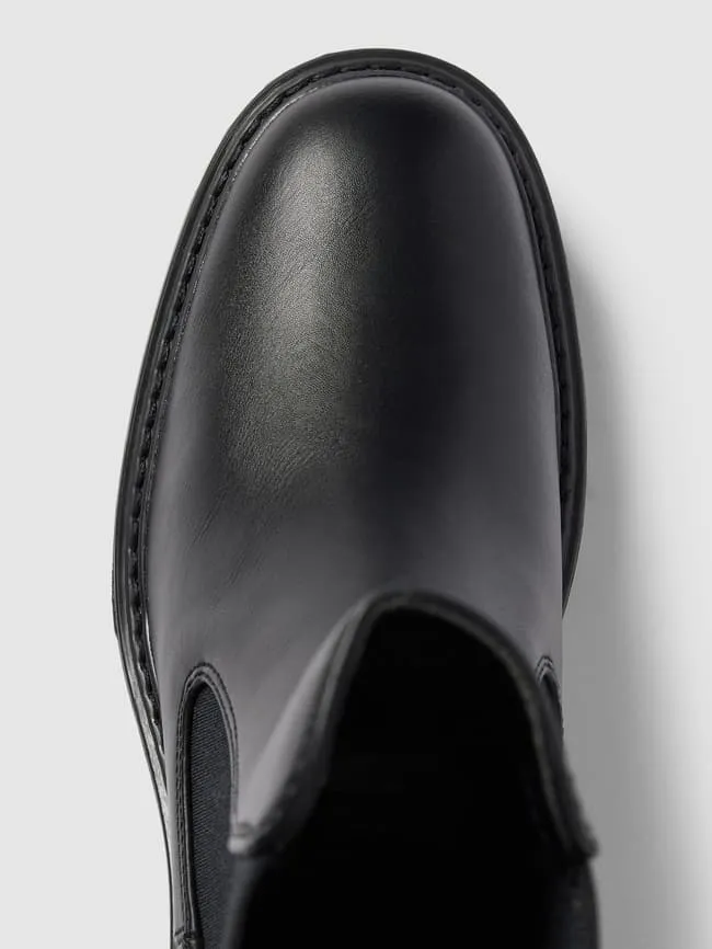 Boots with elastic inserts model "BETTY" Only, black